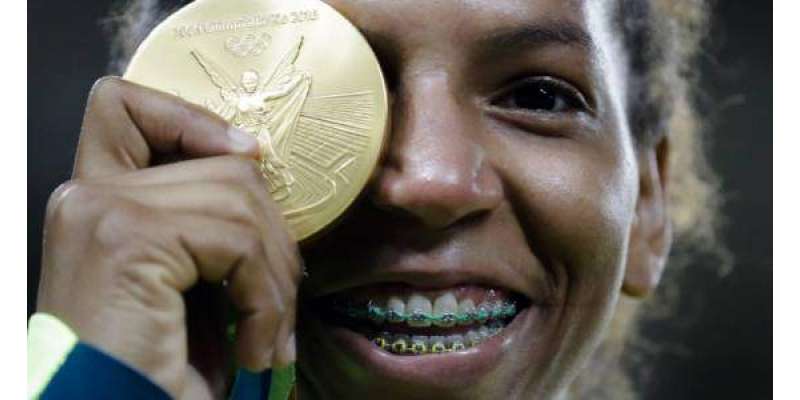 ریو اولمپکس، ڈاکٹر سلوا نے برازیل کو پول والٹ مقابلے میں طلائی تمغہ ..