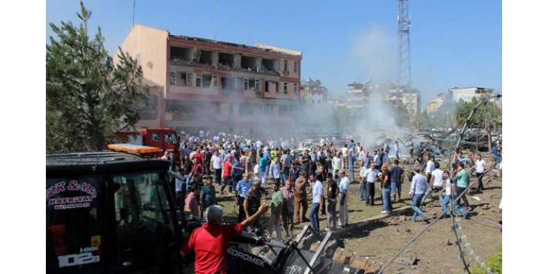 ترکی میں دو کار بم دھماکوں میں 6 افراد ہلاک اور 120 زخمی ہوگئے‘ہلاکتوں ..