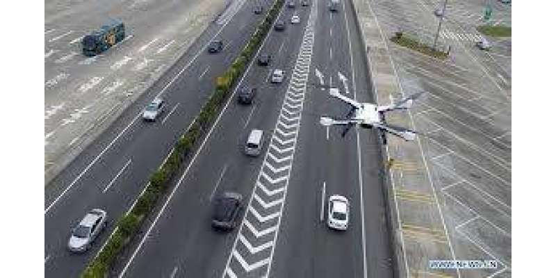 شارجہ:رش کے اوقات میں ٹریفک کنٹرول کرنے کے لیئے ڈرون ٹیکنالوجی کا استعمال ..