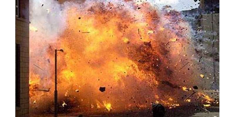 چارسدہ:تھانہ سروکلئی کےقریب پولیس وین پرریموٹ کنٹرول بم حملہ