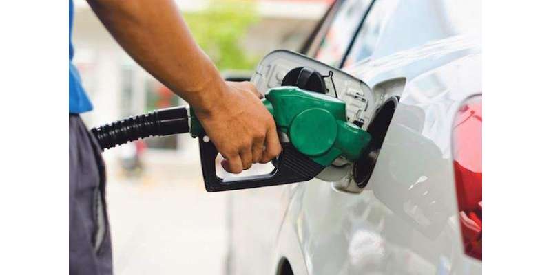 دبئی: متحدہ عرب امارات میں  پیٹرول اور ڈیزل کی قیمتوں میں اضافہ کر دیاگیا