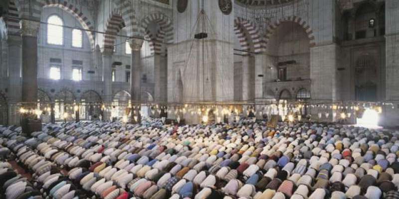 اسلام دنیا میں سب سے زیادہ تیزی سے پھیلنے والا مذہب بن گیا
