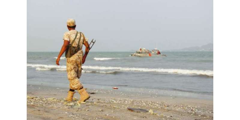 اتحادی فوج نے یمن کے ساحل پر دو اسلحہ بردار کشتیاں پکڑ لیں