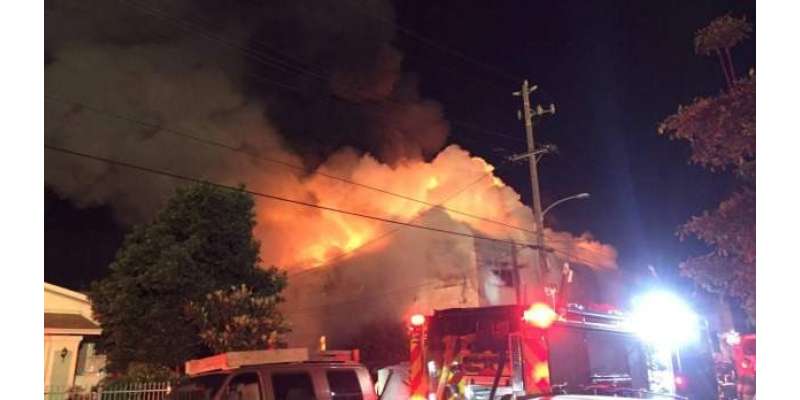 کیلیفورنیا :آکلینڈ کے ویئر ہاوس میں پارٹی کے دوران لگنے والی آگ کے نتیجے ..