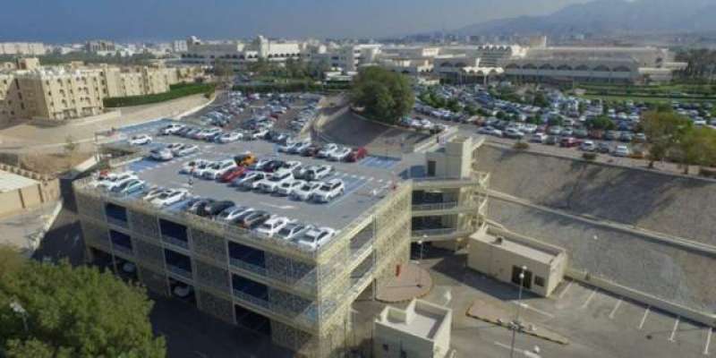عمان: رائل ہسپتال میں ملٹی سٹوری پارکنگ بنا دی گئی