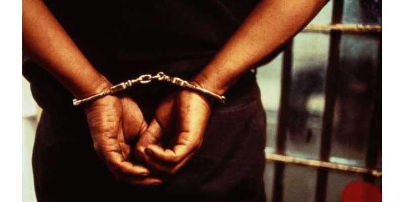 دبئی :پولیس والا بن کر  42000 درہم چوری کرنے والے طالب علم کو گرفتار کر ..