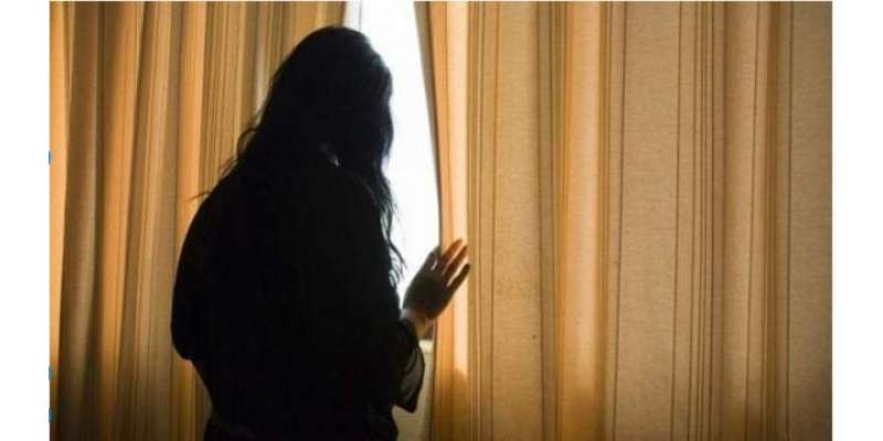 ابو ظہبی : 100افراد کے ساتھ روابط رکھنے والی غیر ملکی خاتون کو قید