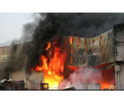 ریاض: کارپینٹری ورکشاپ میں آگ لگ گئی،10افراد جاں بحق اور 3 زخمی ہوگئے
