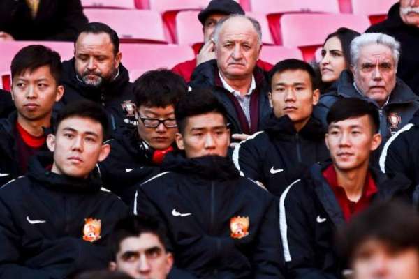 چینی سپرلیگ کلب گوانگ ژو 2020تک مکمل طور پر چینی کھلاڑیوں پر مشتمل ٹیم تشکیل دے گا