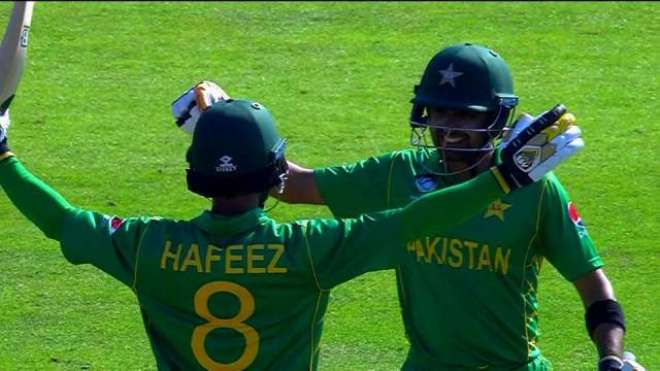 پاکستان انگلینڈ کو شکست دے کر چیمپئنز ٹرافی کے فائنل میں پہنچ گیا