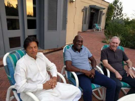پاکستان کو انگلینڈ کیخلاف سیمی فائنل جیتنے کیلئے عمران خان کی کارنرڈ ٹائیگر شرٹ کی ضرورت ہے: این چیپل