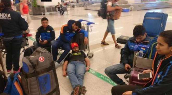 بھارتی شوٹنگ ٹیم 12 گھنٹے تک اپنے ملک میں اپنے ہی ایئرپورٹ پر محصوررہی