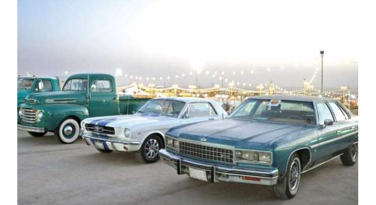 بریدہ میں پرانی گاڑیوں کی نمائش ، ملکی اور غیر ملکی شہریوں کی بڑی تعداد کی شرکت