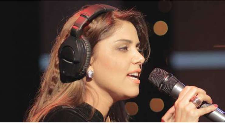 برطانوی میڈیا کی جانب سے لندن ائیرپورٹ پر پاکستانی گلوکارہ حدیقہ کیانی کی گرفتاری کا دعوی، گلوکارہ نے تردید کر دی