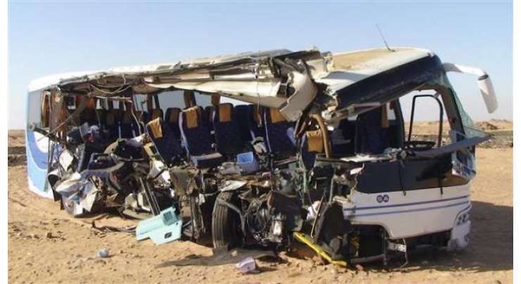 تیز رفتاری کے باعث مسافر بس الٹ گئی 14افراد زخمی