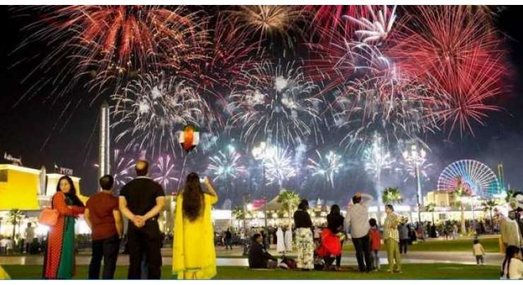 متحدہ عرب امارات میں آتش بازی اورروشنیوں کے میلوں نے نئے سال کا استقبال کیا گیا