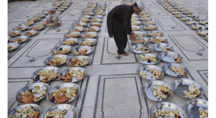 پاکستان‘بھارت اور بنگلہ دیش کے مسلمان کل اتوار سے رمضان المبارک کا آغاز - سعودی عرب سمیت عرب ممالک اور امریکا‘ کینیڈا‘ برطانیہ اور دیگر مغربی ممالک میں بسنے والے مسلمانوں کا آج پہلا روزہ-ماہ مقدس کی تیاریاں مکمل‘بازاروں میں لوگوں کا رش -اردوپوائنٹ کی جانب سے دنیا بھر کے مسلمانوں کو ماہ مقدس کی مبارکباد