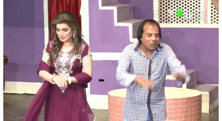 پاکستانی سٹیج کی معروف اداکارہ رائمہ خان پر فالج کا حملہ