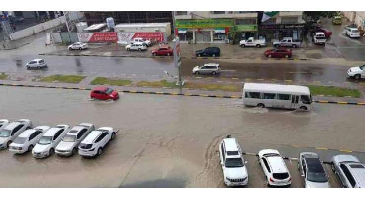 امارات میں شدید بارش سے رہائشیوں کے نقصان کا ازالہ