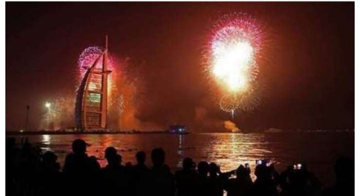 متحدہ عرب امارات میں نئے سال کا جشن منانے کے لیے 8 بہترین مقامات