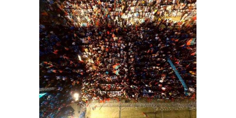 سیالکوٹ میں تحریک انصاف کا جلسہ بد نظمی کا شکار ، کارکنوں کی رکاوٹیں ..