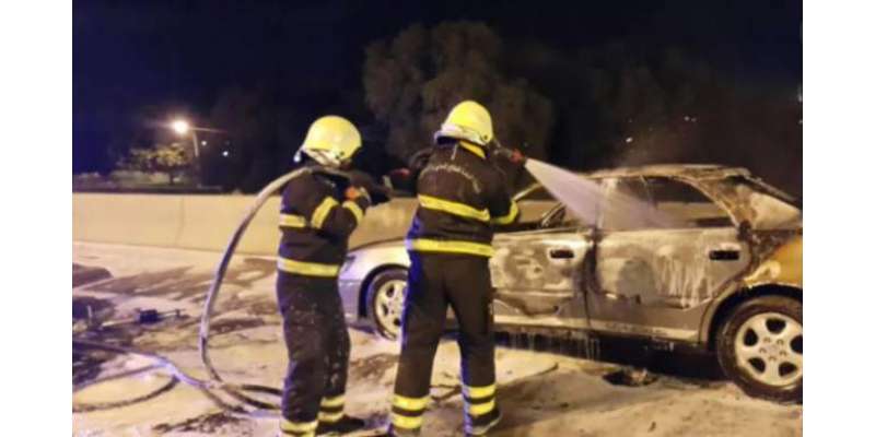 عمان ، قرم پل کے پاس گاڑی میں آگ لگ گئی