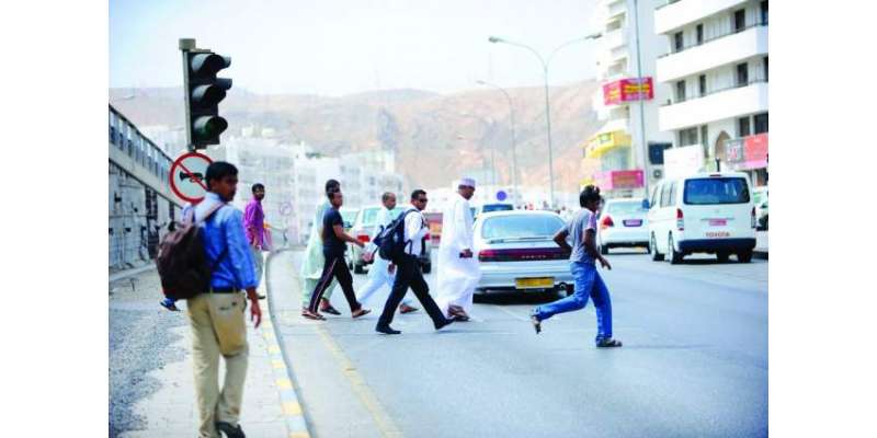 عمان: بنگلہ دیشی سفارت خانے نے اپنے شہریوں کو سڑکیں عبور کرنے پر خبر ..