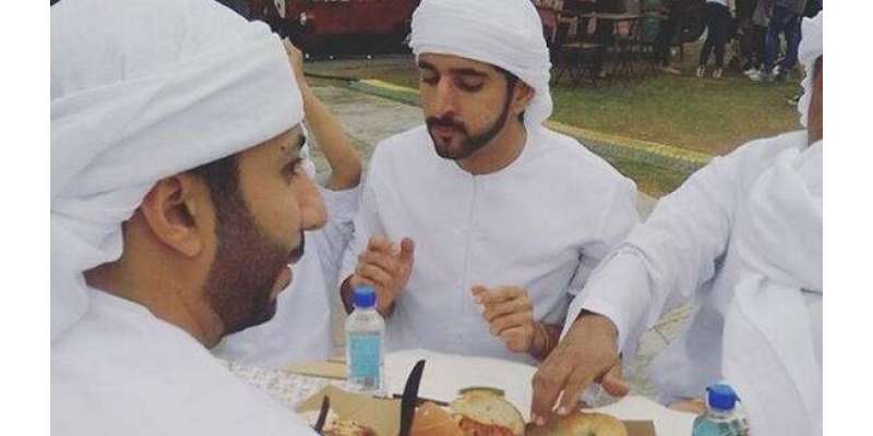 ولی عہد دبئی شیخ ہمدان نے دبئی فوڈ فیسٹیول کے دوران 24قیراط کا برگر کھایا