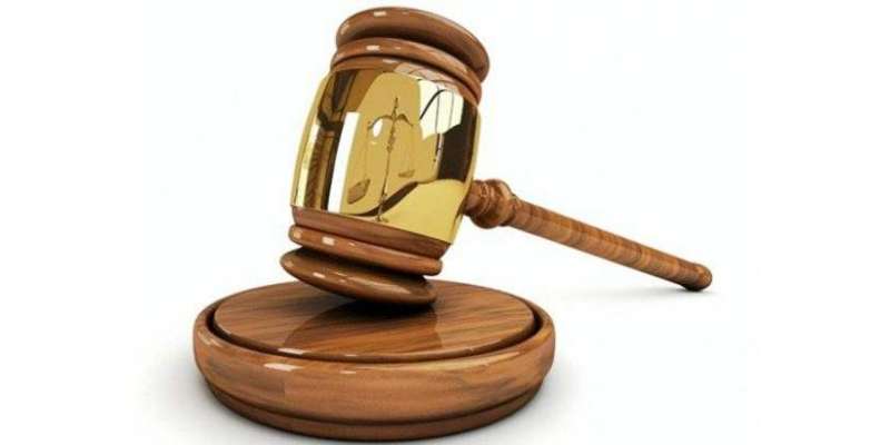 مکہ کی عدالت عالیہ میں کنسٹرکشن کمپنی کے ملازمین انصاف کی غرض سے پہنچ ..