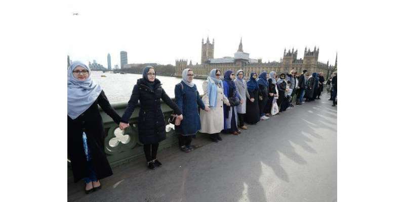 لندن حملہ،ہلاک افراد کی یاد میں مسلم خواتین کا اظہار یکجہتی