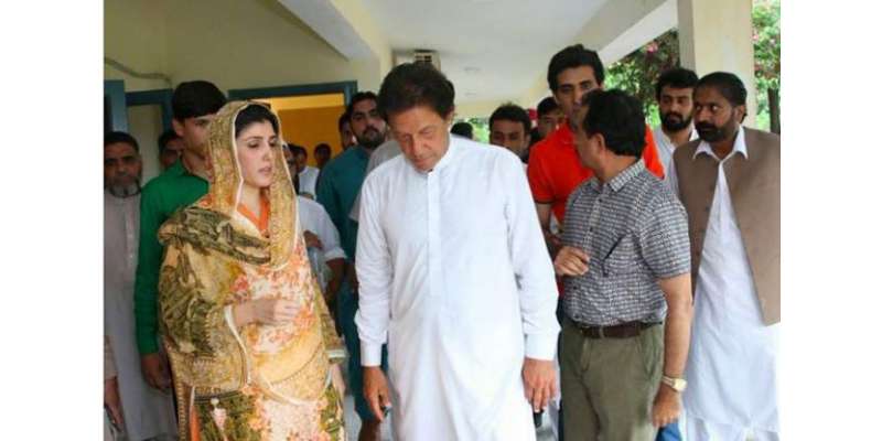 گزشتہ روز ملاقات کے دوران میرے سامنے عمران خان نے عائشہ گلالئی کو شکایات ..