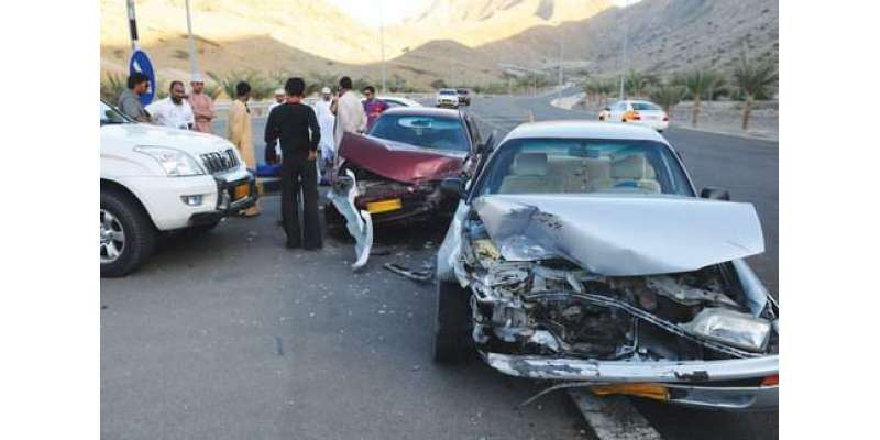 عمان میں خوفناک حادثے میں 8 افراد ہلاک
