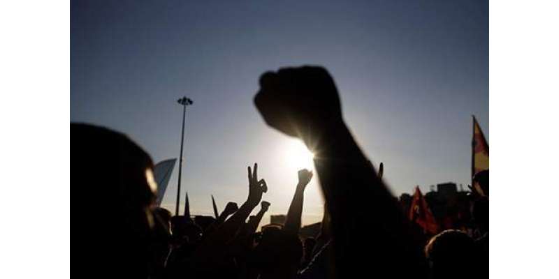 خیبرپختونخوا کے مختلف علاقوں میں لوڈ شیڈنگ کے خلاف احتجاج، واپڈا ہاؤس ..