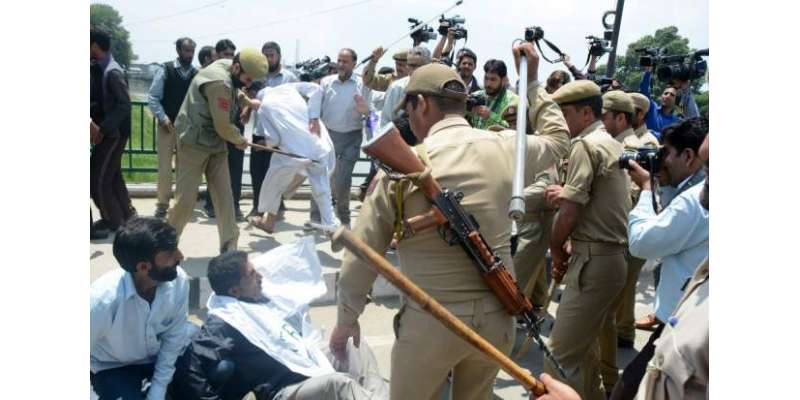 مقبوضہ کشمیر میں قابض بھارتی فوج کی فائرنگ3کشمیری جاں بحق-ایک پولیس ..