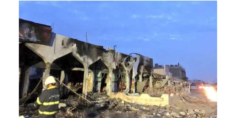 عمان کا تجارتی مرکز آگ سے بھڑک اٹھا