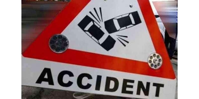 کراچی ،ٹریفک حادثہ میں 3 خواتین سمیت 8 افراد زخمی