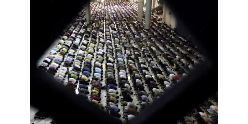 فیصل آباد: نماز تراویح کے دوران مسجد کی چھت گر گَئی، 1 نمازی جاں بحق