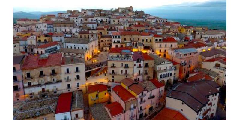 اٹلی کے قصبے میں رہنے کے لیے حکومت کا 1500یوروتک دینے کا اعلان