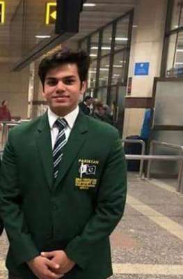 پاکستانی نوجوان مصطفی فاران بیگ نے ایشین گیمز کلاسک پاور لفٹنگ میں دو طلائی تمغے حاصل کرکے ملک کا نام روشن کر دیا