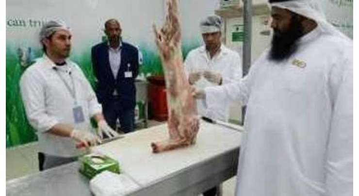 شارجہ: پاکستانی قصاب مضرِ صحت گوشت فروخت کرتے پکڑا گیا