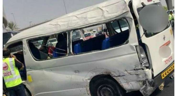 دُبئی: مسافر ویگن کو خوفناک حادثہ، 2افراد ہلاک