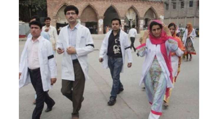 سندھ میں ڈاکٹر امتحانات کی بجائے انٹرویوز کی بنیاد پر بھرتی کرنے کا فیصلہ