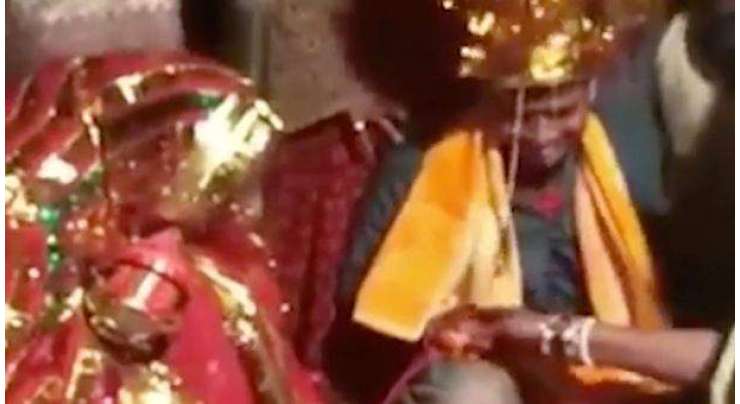 اغواکرنےکے بعد گن پوائنٹ پر اجنبی لڑکی  سے شادی پر مجبور ہونے والے دولہا کی ویڈیو سامنے آ گئی