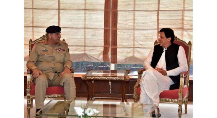 جنرل باجوہ کی مدت ملازمت میں توسیع کا نہیں سوچا، عمران خان
