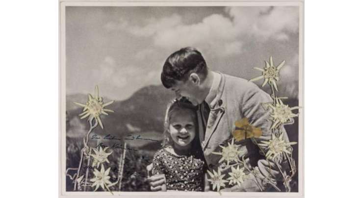 ہٹلر کی یہودی بچی کے ساتھ دستخط شدہ تصویر 11 ہزار ڈالر میں فروخت ہوئی
