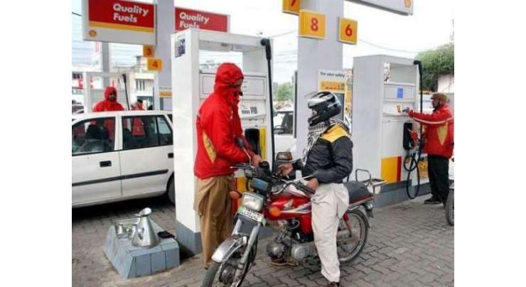 لاہور میں بھی بنا ہیلمٹ والے موٹر سائیکل سواروں کو پیٹرول فروخت نہ کرنے کا فیصلہ