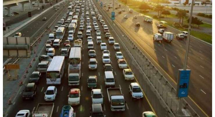 دُبئی:ٹریفک خلاف وزری پر جرمانوں میں اضافہ کر دیا گیا