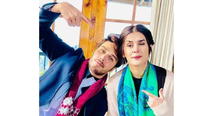 اداکار احسن خان اور کبریٰ خان نتھیا گلی میں ڈرامہ سیریل ’’الف ‘‘کی ریکارڈ نگ میں مصروف