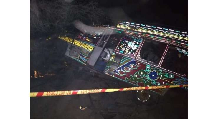ڈیرہ غازی خان،دو بسوں کے تصادم میں 20 افراد جاں بحق