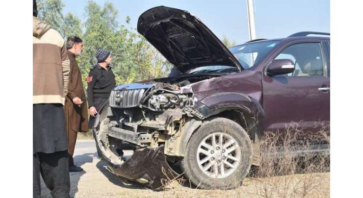 تحریک انصاف کے رکن قومی اسمبلی قومی شاہراہ پر ٹریفک حادثے کا شکار ہوگئے